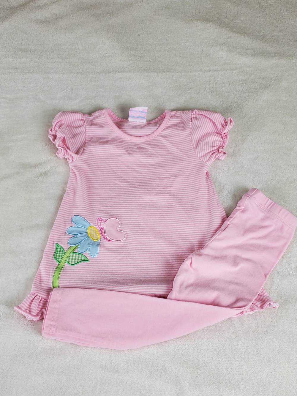 Stitchy Fish Light Pink Striped Taste of Spring Applique Legging Set 
Size 4T